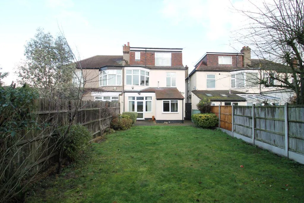 Seagry Road, London, photo 19