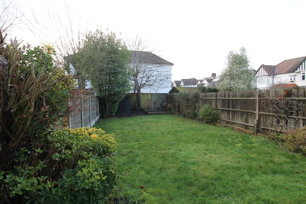 Seagry Road, London, photo 18