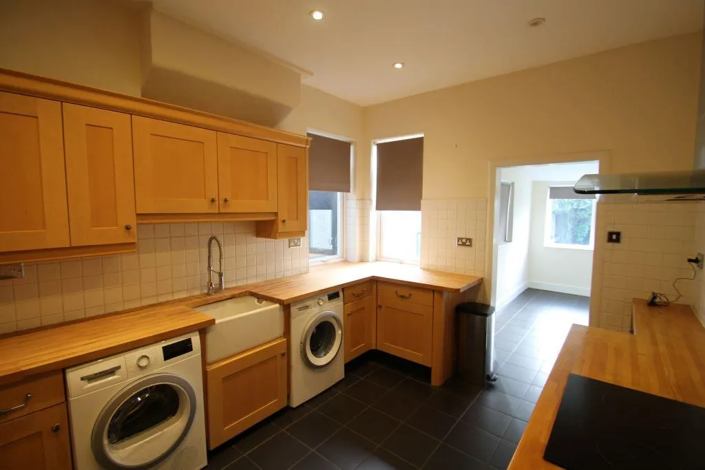 Seagry Road, London, photo 5