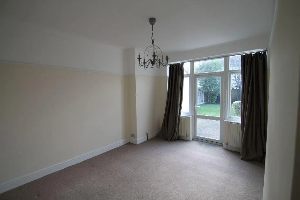 Seagry Road, London, photo 7