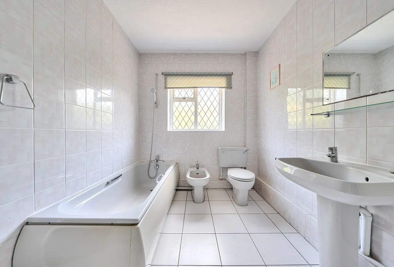 Nursery Lane, Surrey, Hookwood, RH6 0HG, photo 12