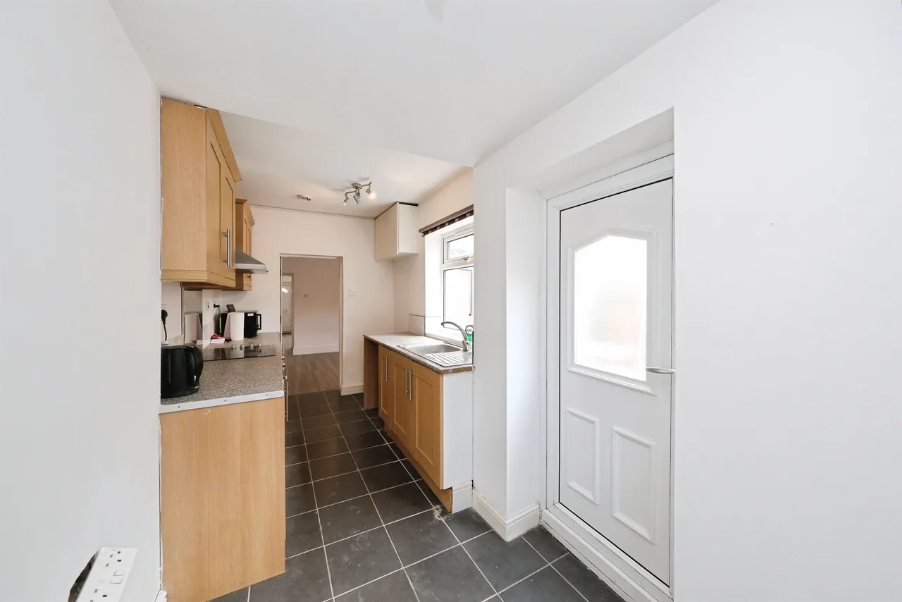Hunloke Road, Holmewood, Chesterfield, photo 7