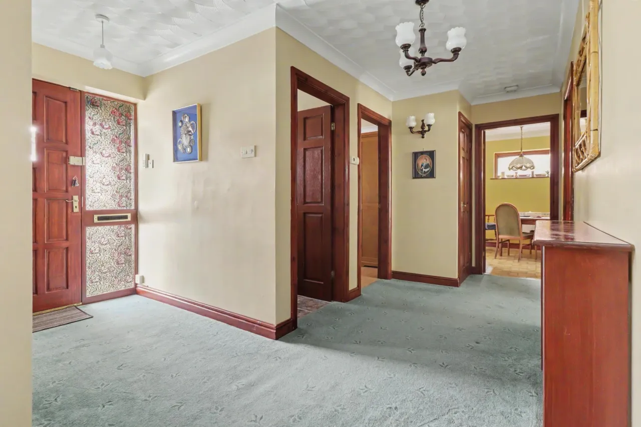 Oakhurst Crescent, Stoke-On-Trent, photo 14