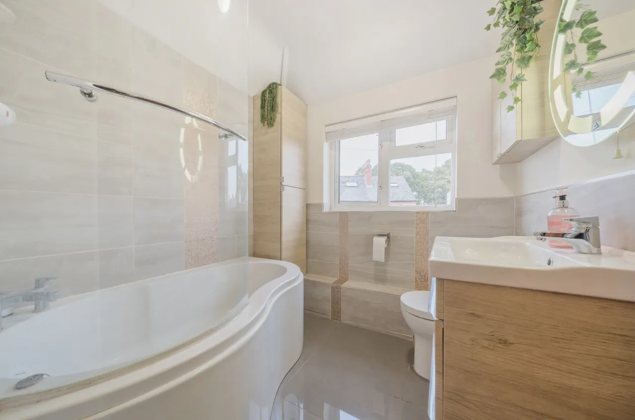 Osborne Road, Wokingham, Berkshire, RG40 1TL, photo 12