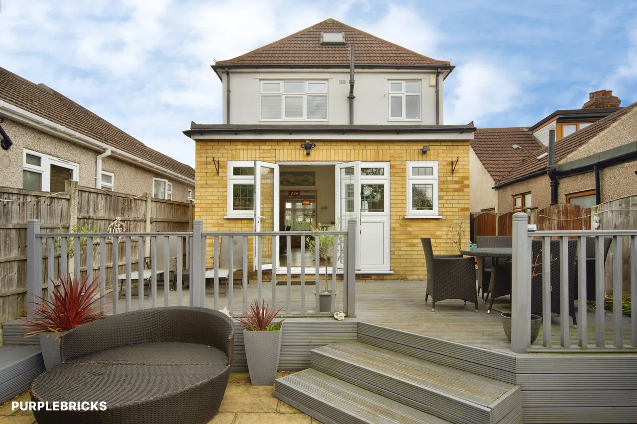 Chase Cross Road, Romford, RM5, photo 28