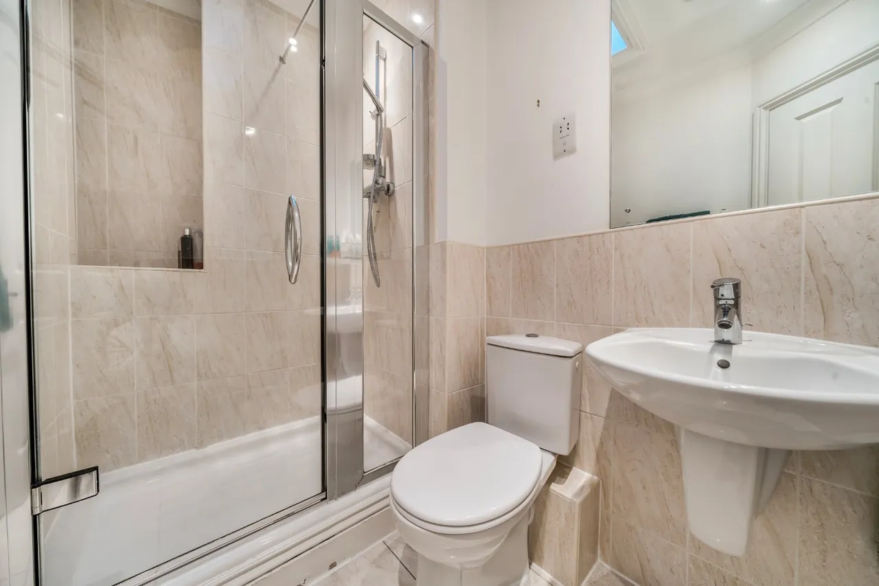 Station Road, Dorridge, B93, photo 10