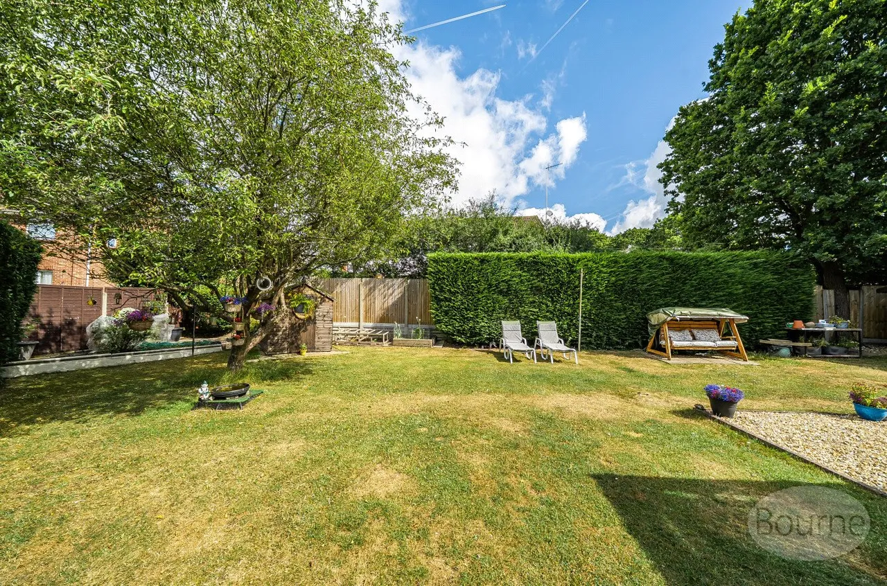 Ewins Close, Ash, GU12, photo 21