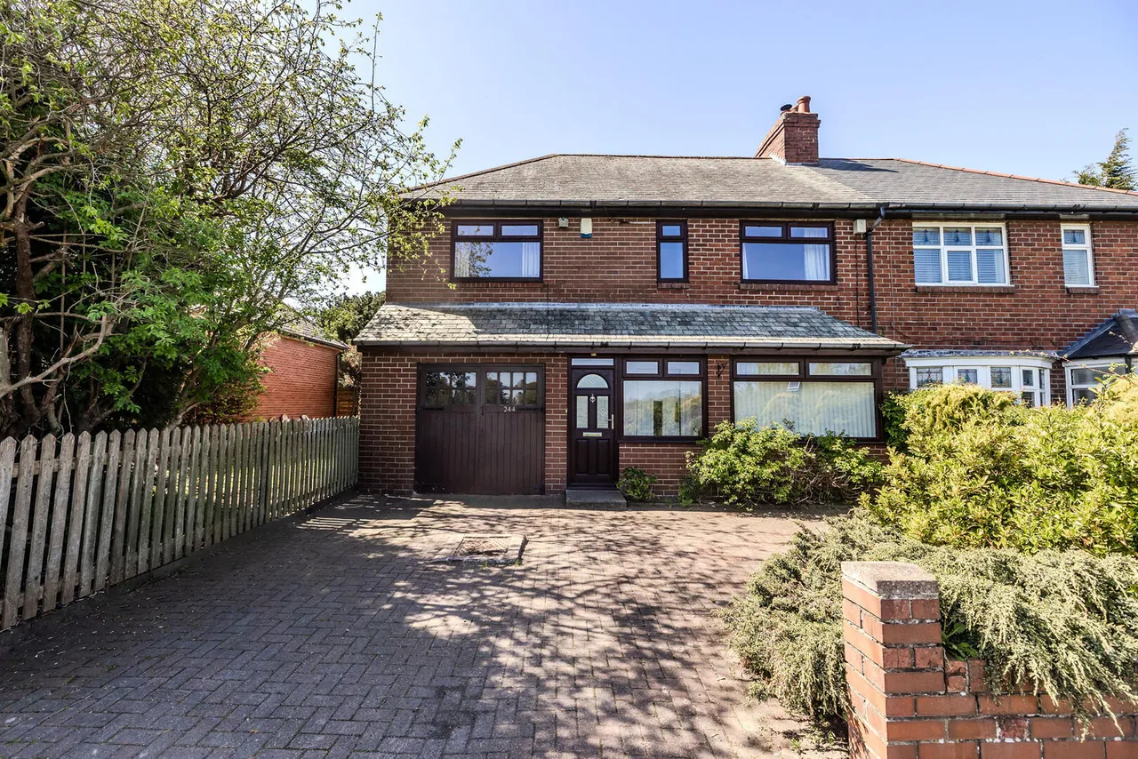 3 bed house for sale, Western Way, Ponteland