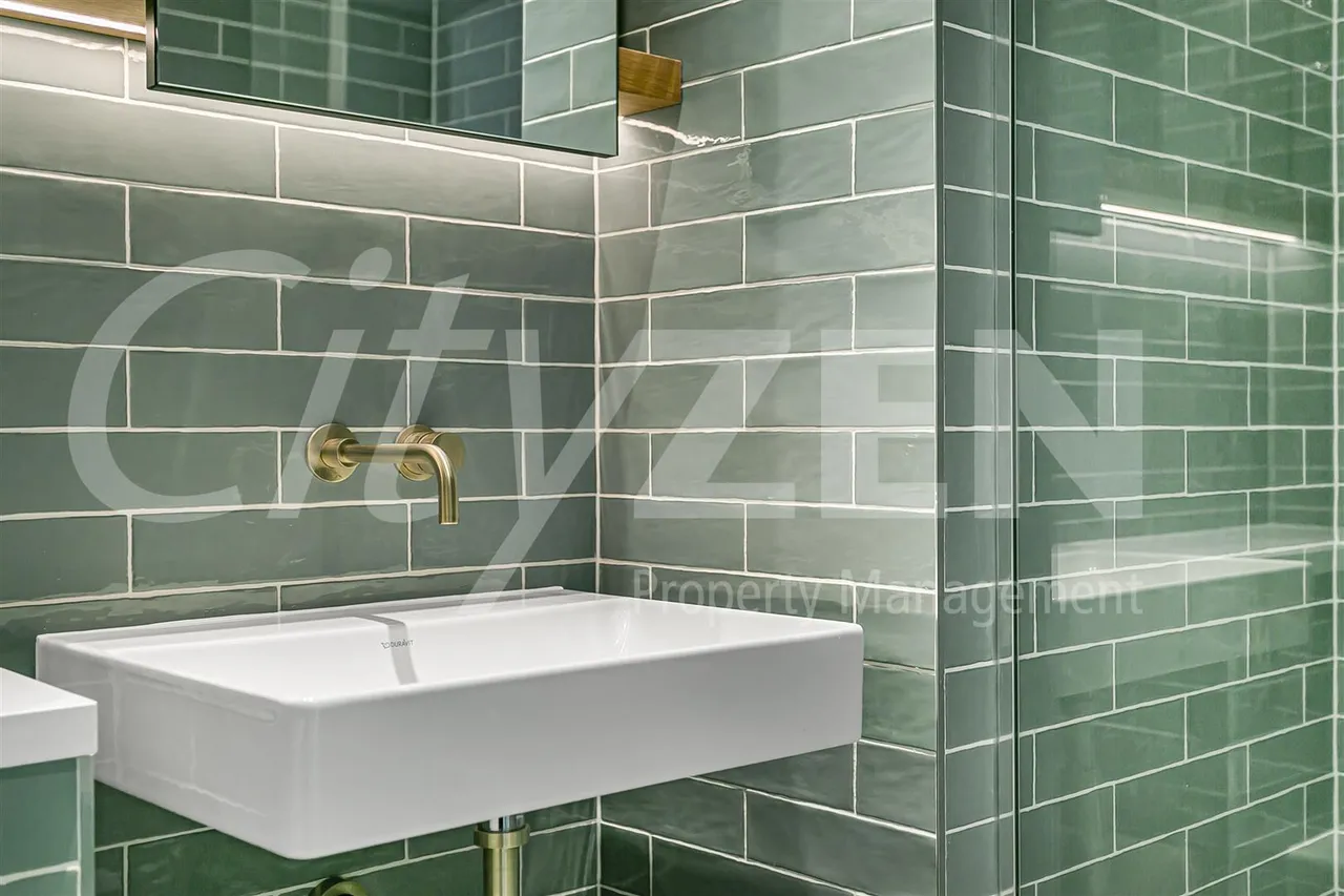 Hollandbury House, 4 Brent Way, London, TW8 8GR, photo 23
