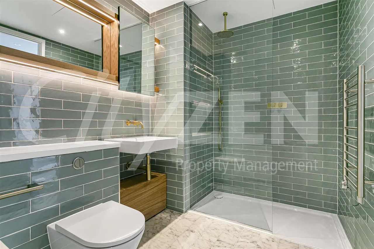 Hollandbury House, 4 Brent Way, London, TW8 8GR, photo 4
