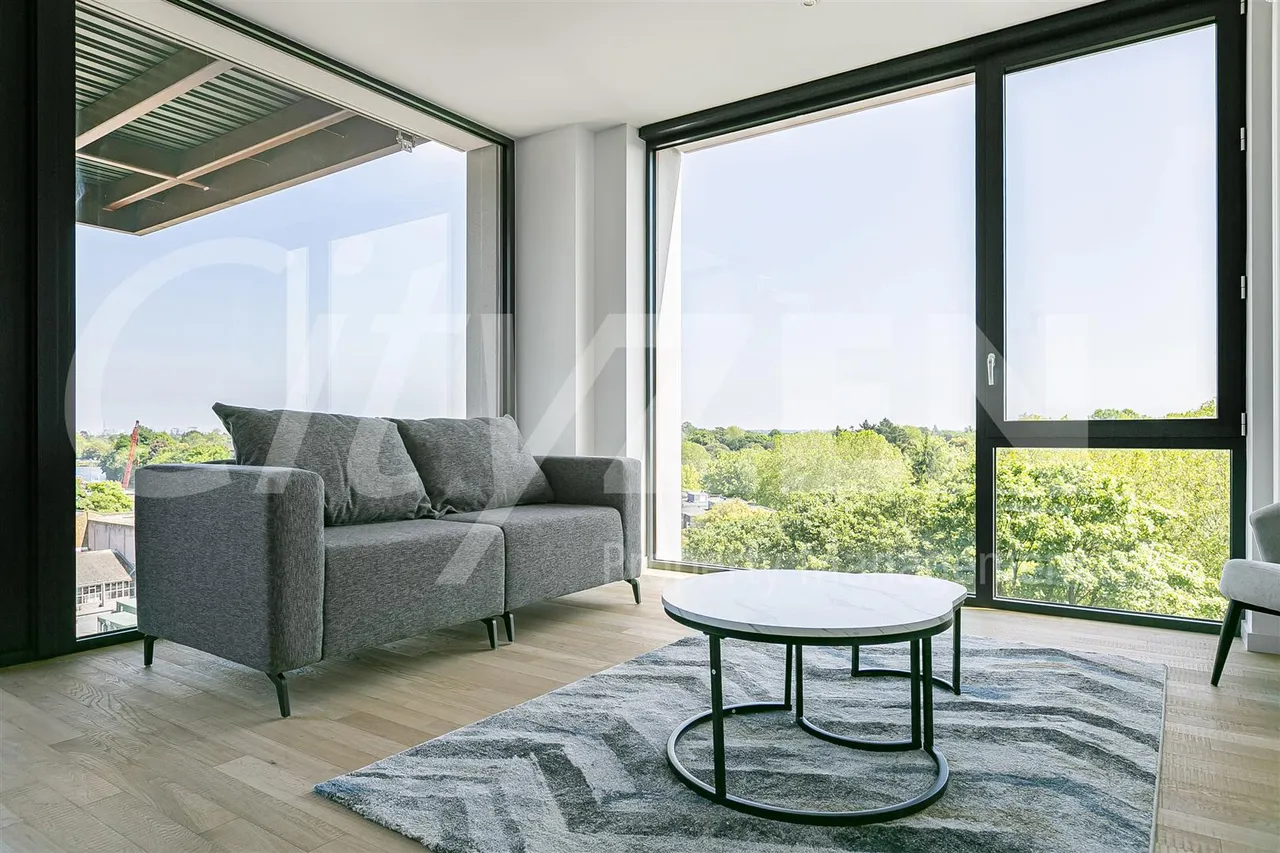 Hollandbury House, 4 Brent Way, London, TW8 8GR, photo 13