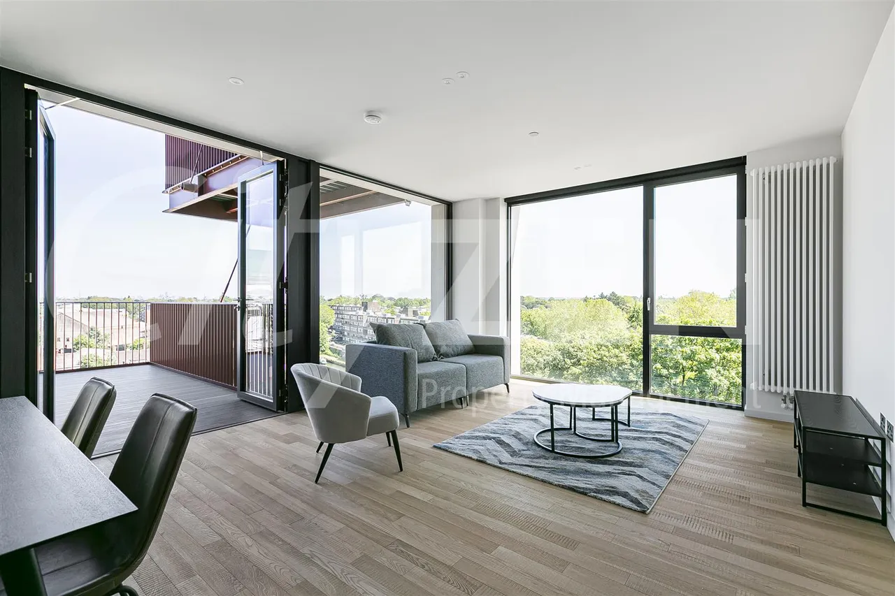 Hollandbury House, 4 Brent Way, London, TW8 8GR, photo 17