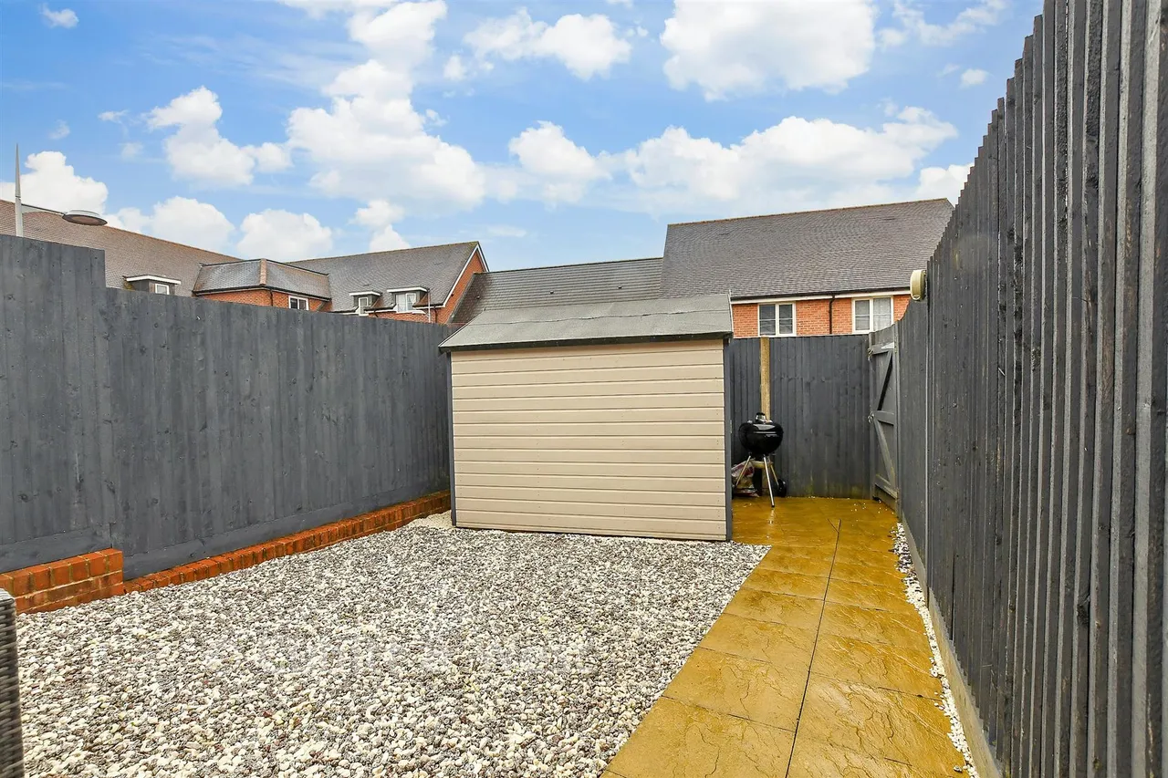 High Beeches, Faygate, RH12, photo 17