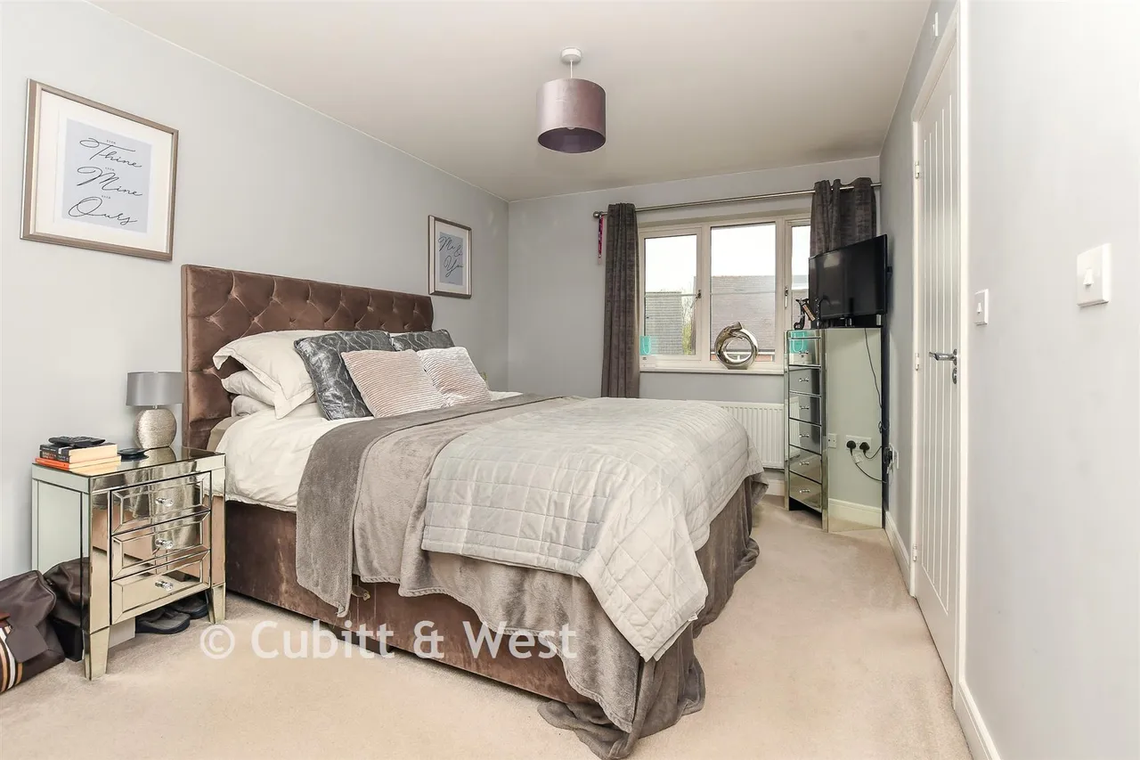 High Beeches, Faygate, RH12, photo 10