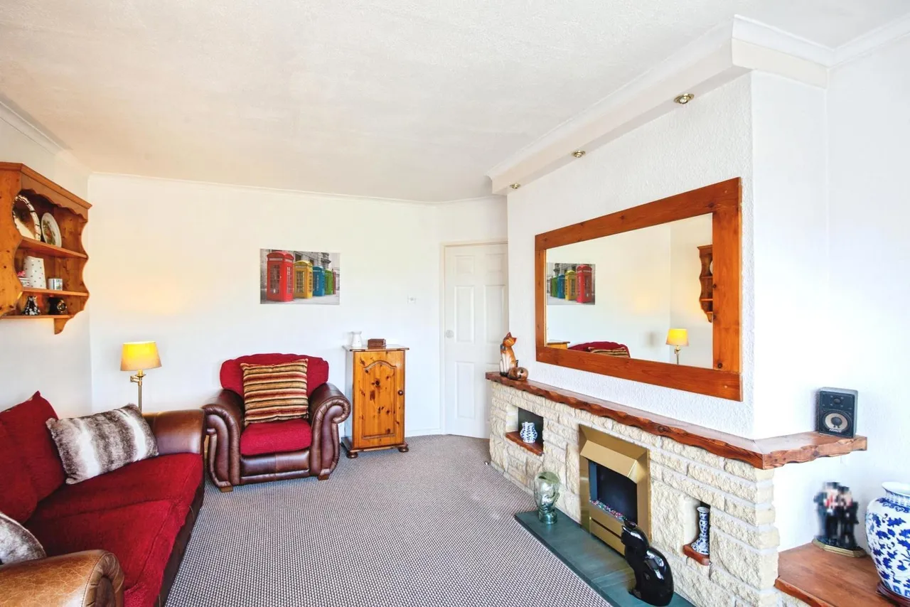 Marchwood Avenue, Sheffield, S6, photo 4