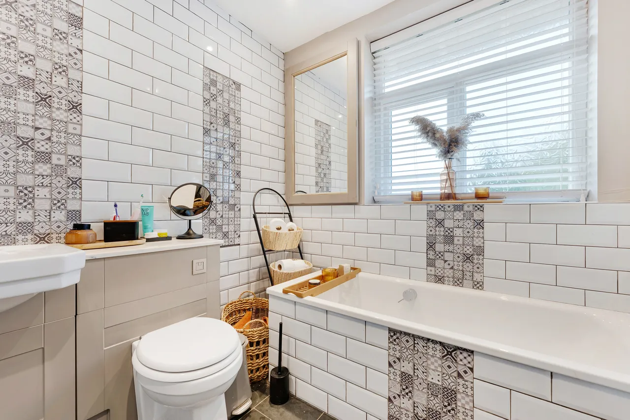 Lymefield Grove, Mile End, SK2, photo 14