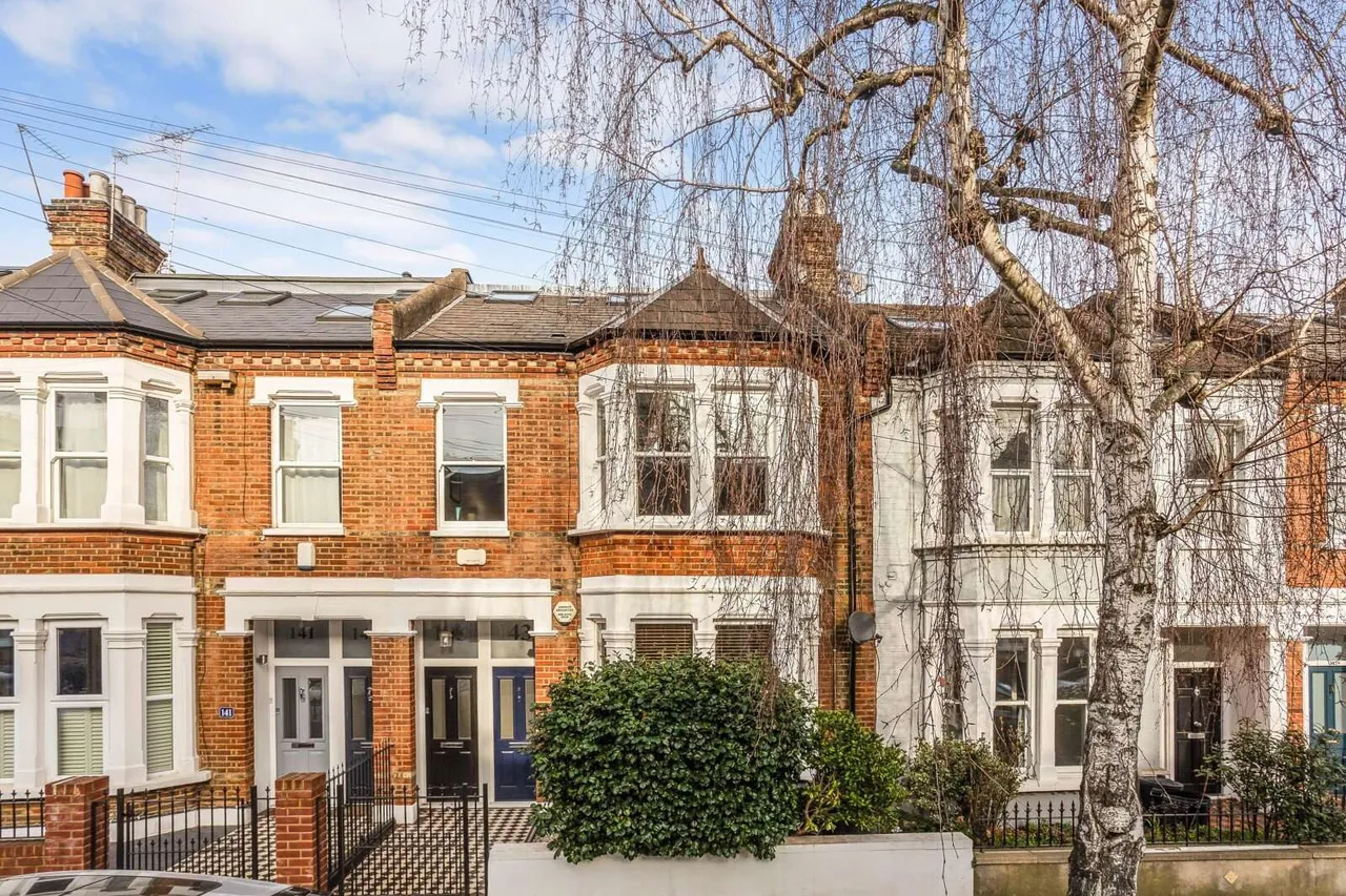 2 bed flat to rent, Fawe Park Road, Putney, SW15