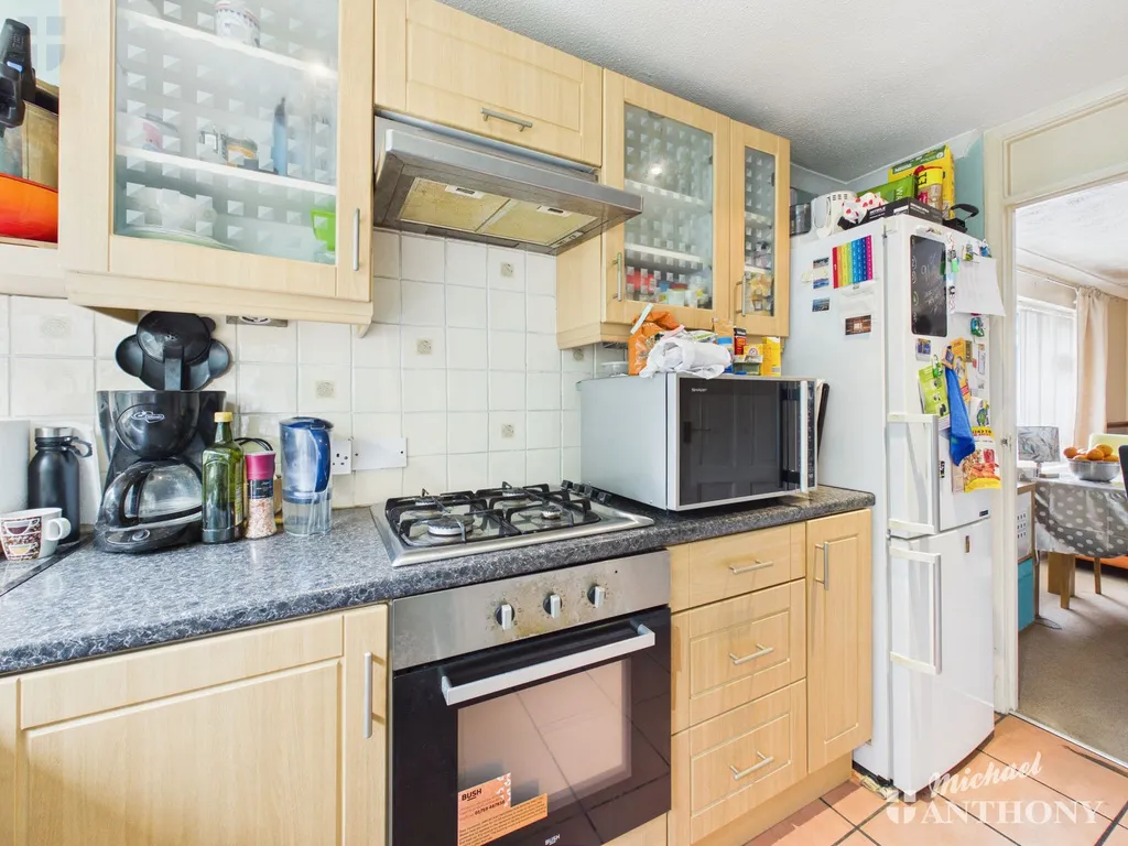 Elmhurst Road, Aylesbury, HP20 2AG, photo 5
