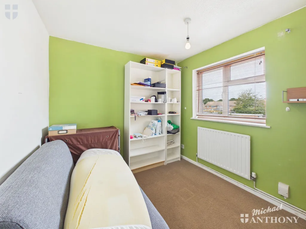 Elmhurst Road, Aylesbury, HP20 2AG, photo 6