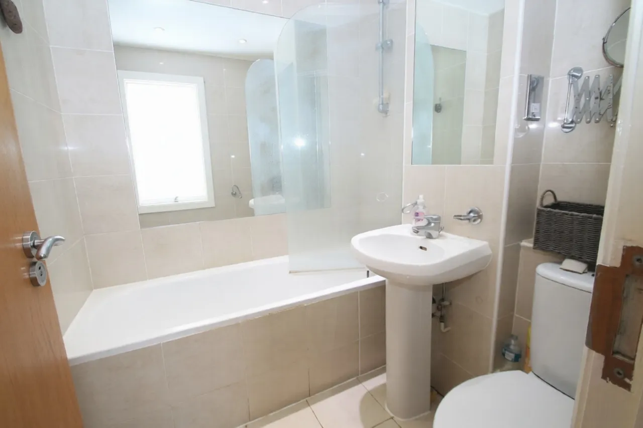 Lyon Road, Harrow, HA1, photo 5