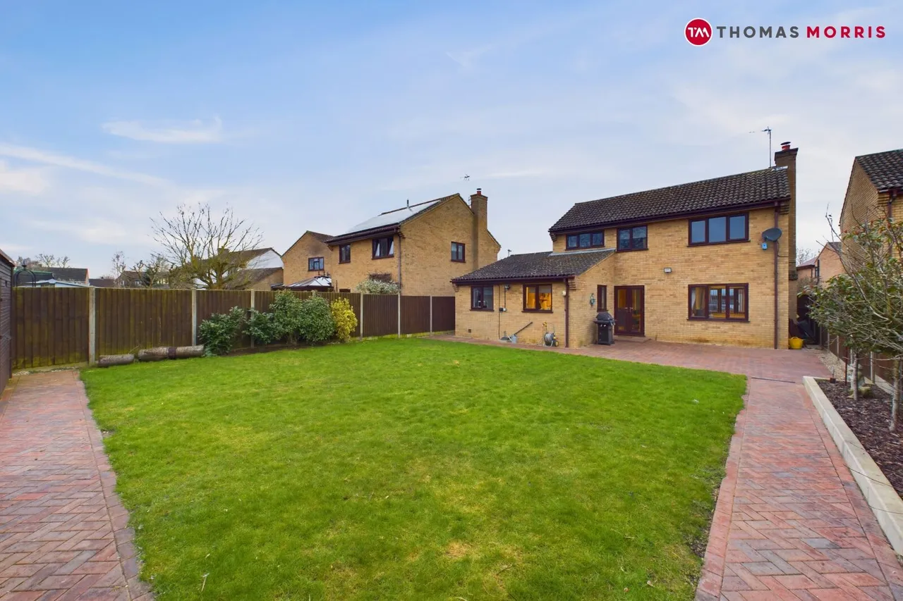 Highfield Avenue, Alconbury Weston, PE28, photo 12