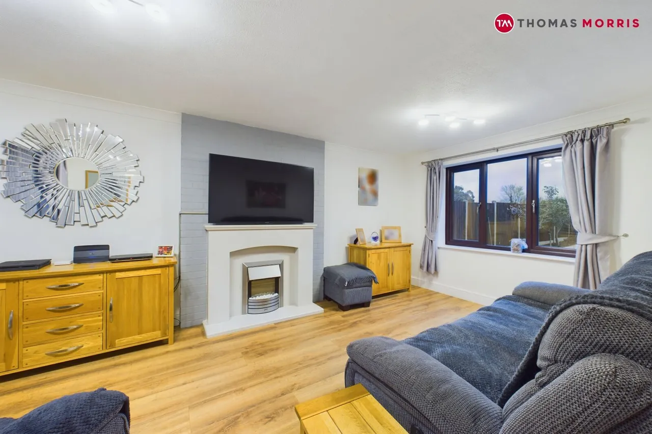 Highfield Avenue, Alconbury Weston, PE28, photo 4