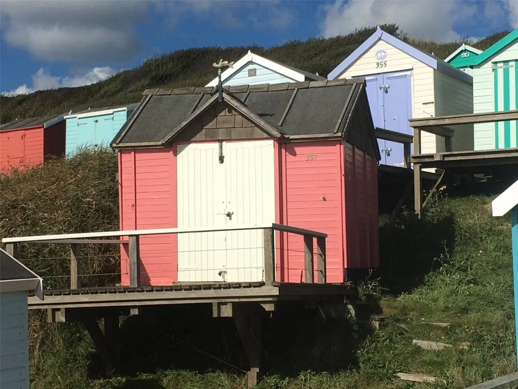 Milford-On-Sea, Hampshire, photo 11