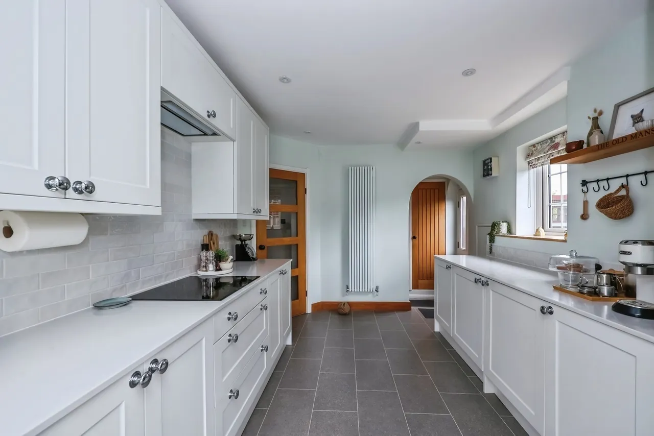 Long Hill Rise, Hucknall, Nottingham, Nottinghamshire, NG15, photo 7