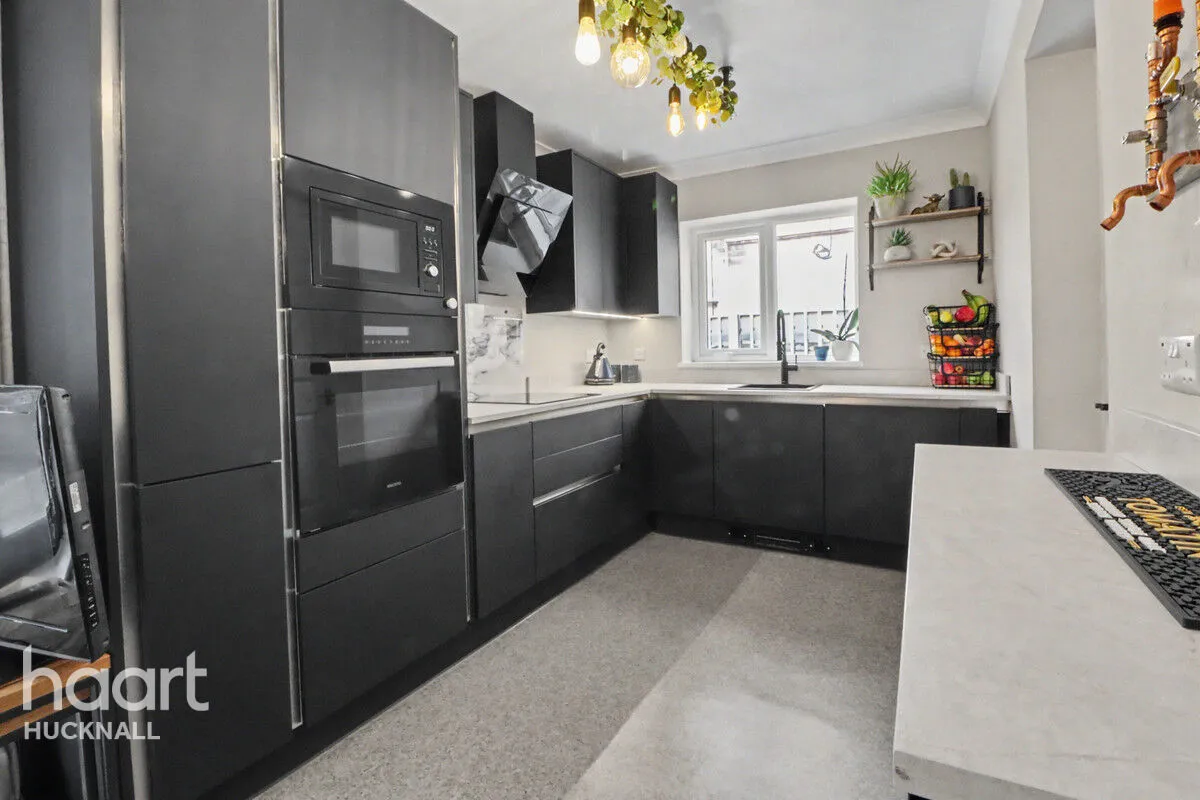 Wood Lane, Nottingham, NG15, photo 4