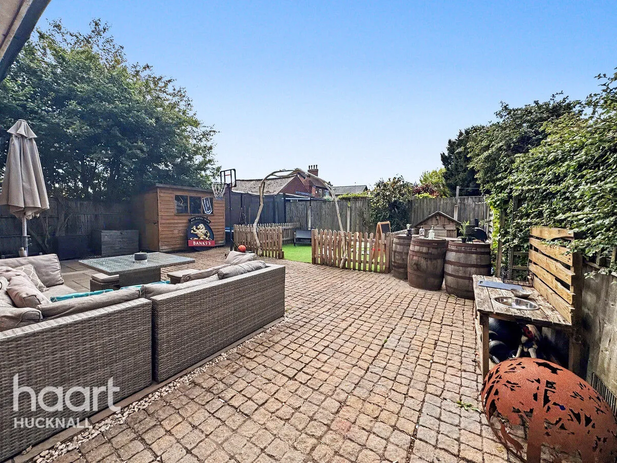 Wood Lane, Nottingham, NG15, photo 19