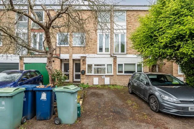 2 bed flat for sale, Harefields, Oxford, OX2