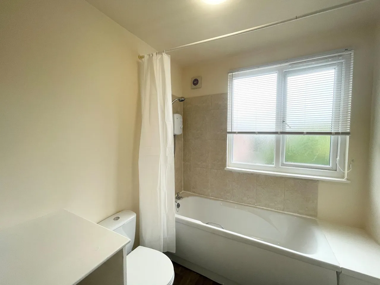 Brantingham Road, Whalley Range, M16, photo 12