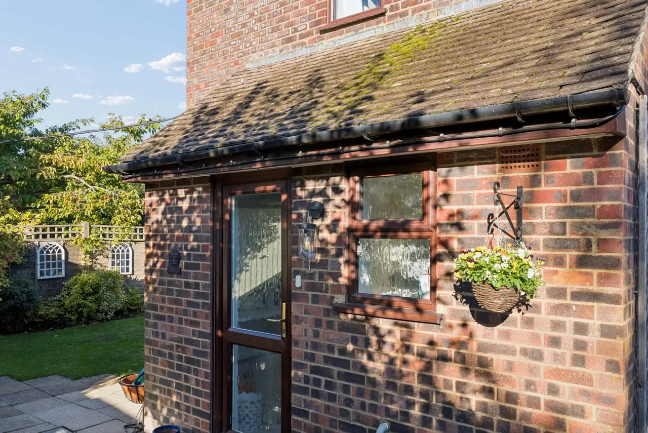 Main Road, Naphill, HP14, photo 38
