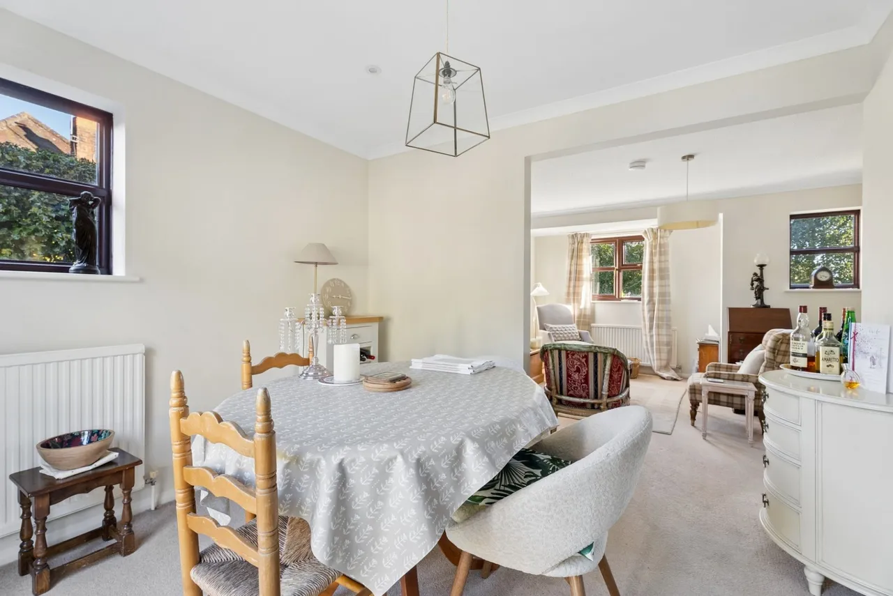 Main Road, Naphill, HP14, photo 10
