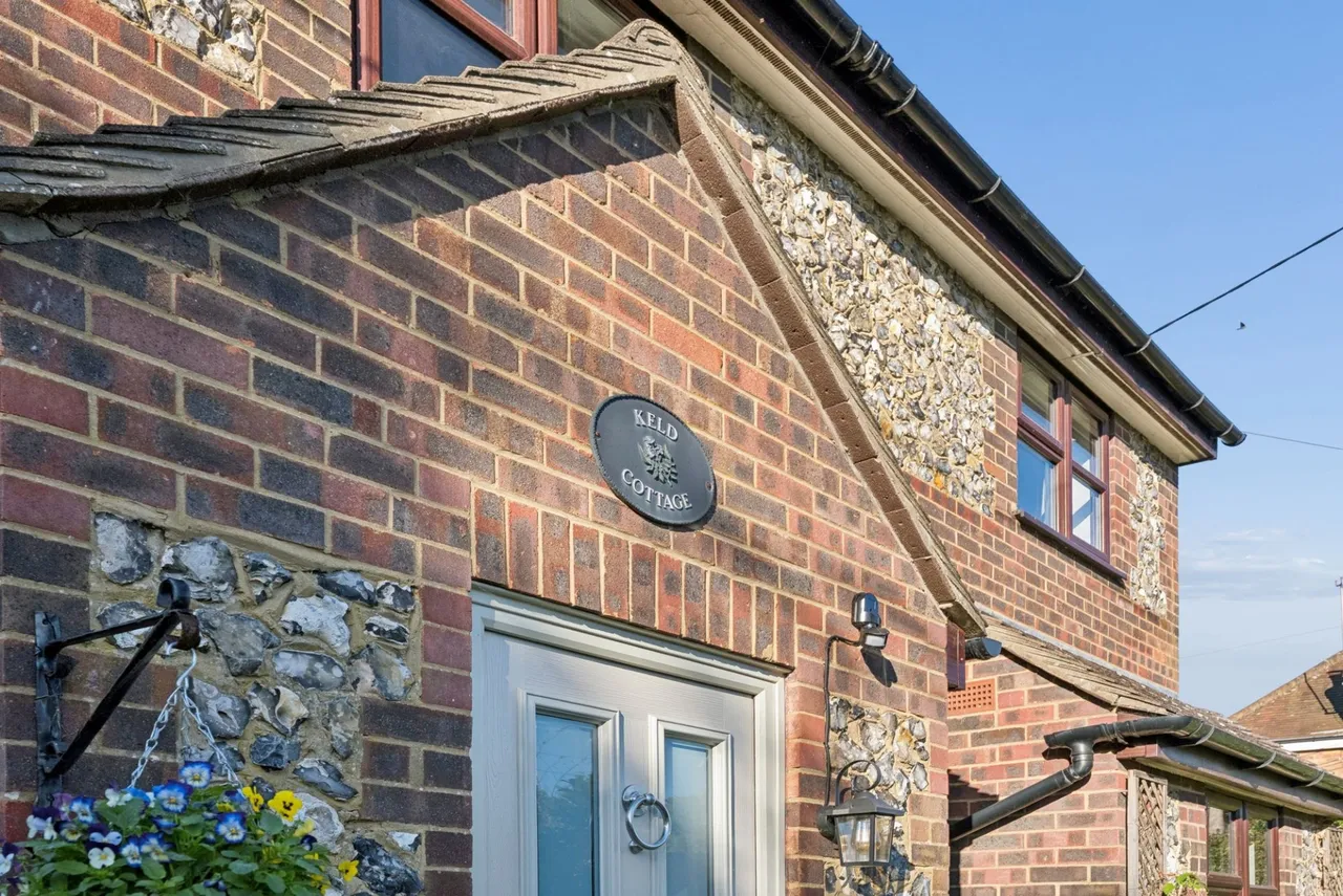Main Road, Naphill, HP14, photo 32