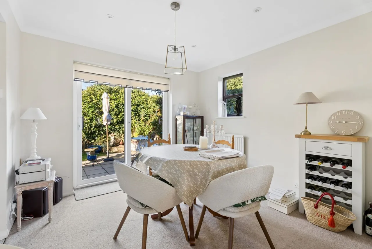 Main Road, Naphill, HP14, photo 6