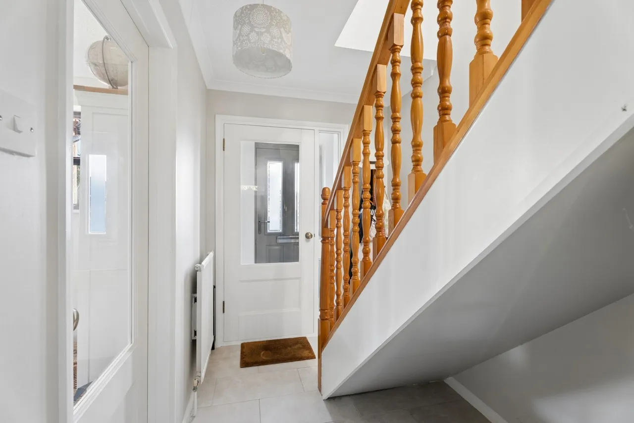 Main Road, Naphill, HP14, photo 23