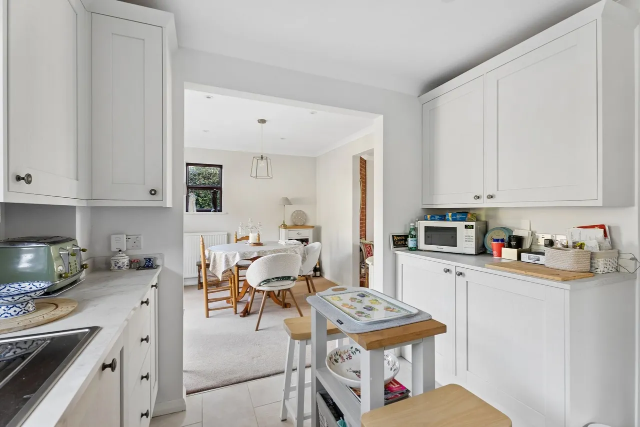 Main Road, Naphill, HP14, photo 21