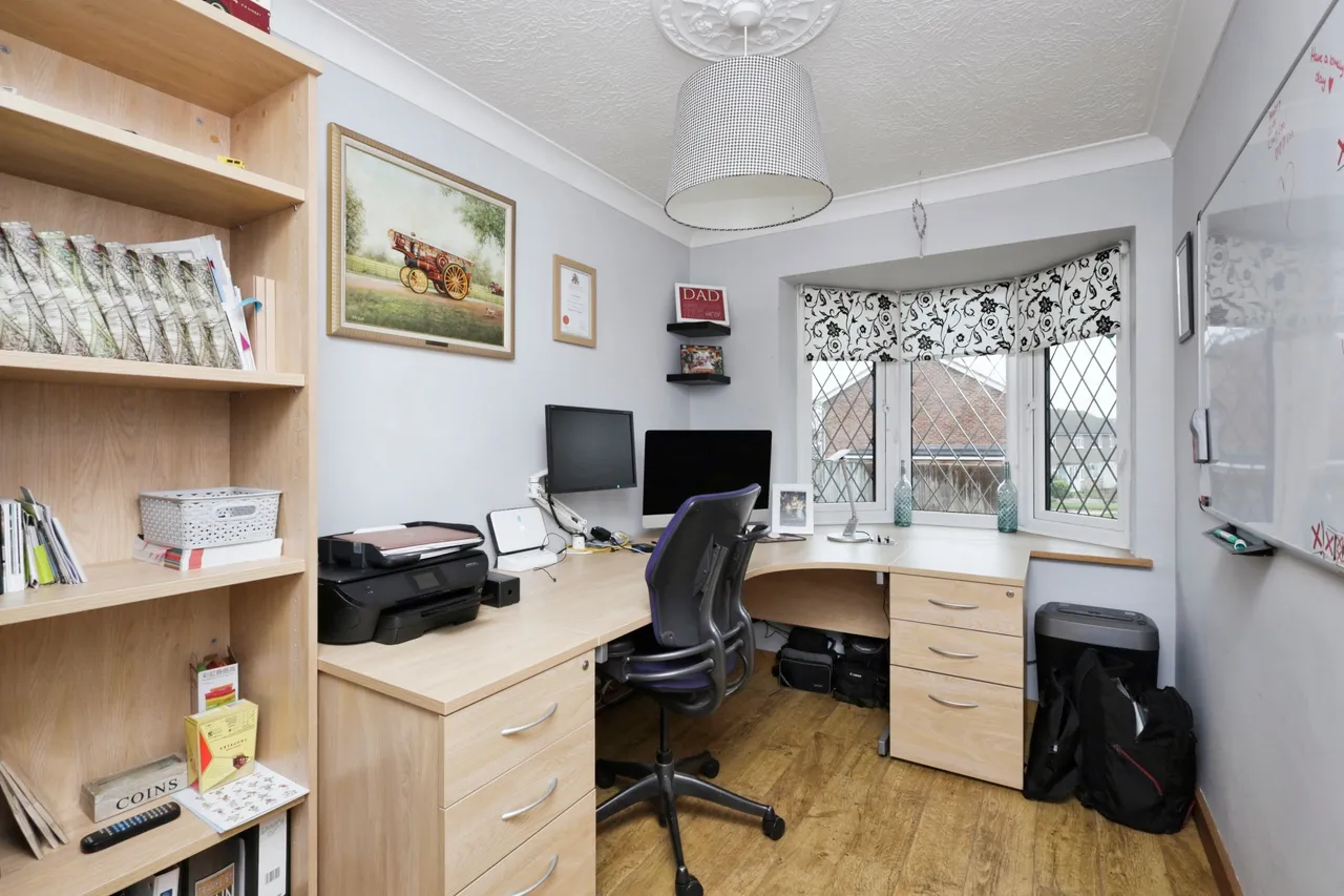 Milland Road, Hailsham, BN27, photo 13