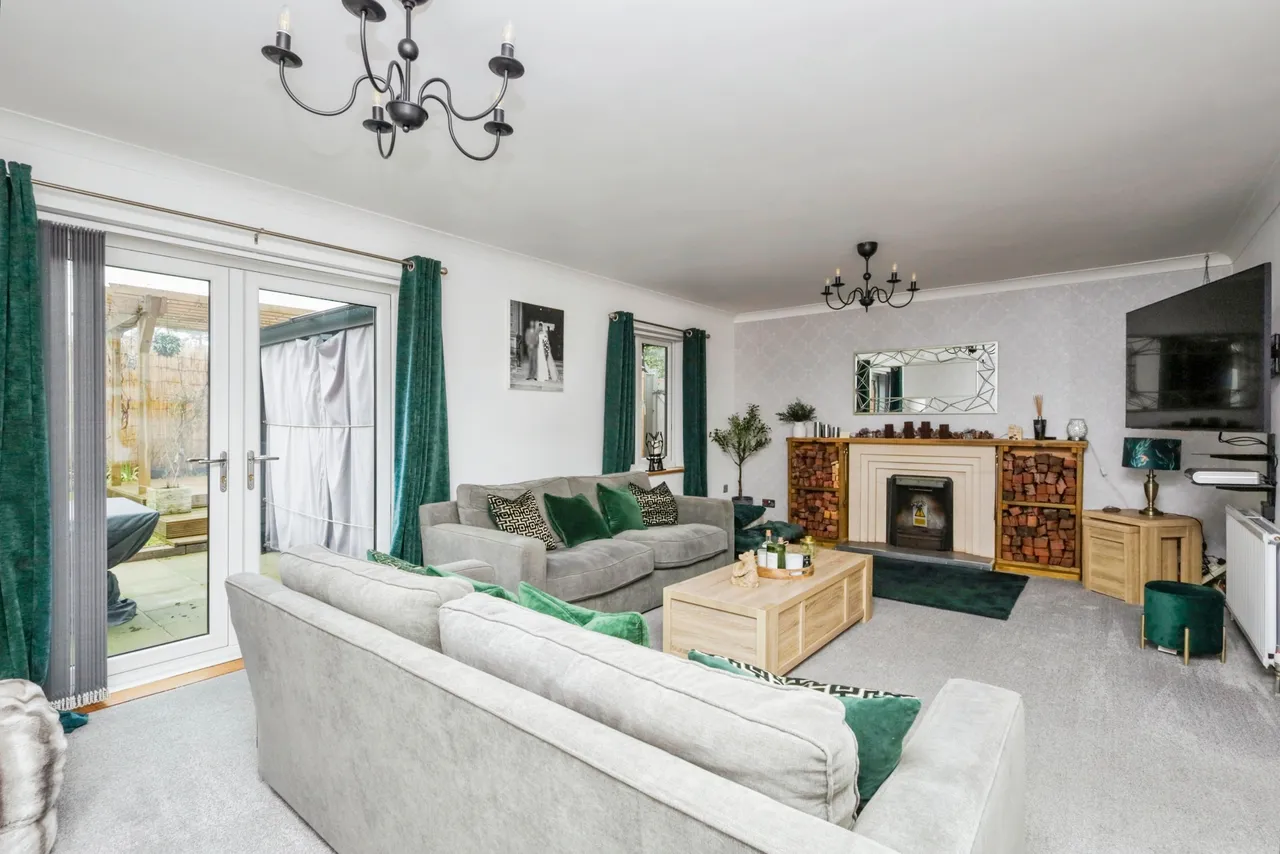 Milland Road, Hailsham, BN27, photo 2