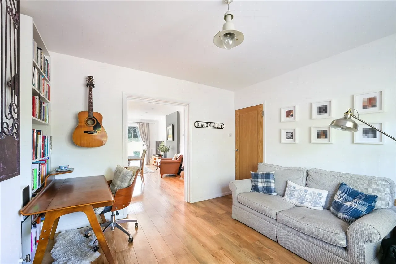 Parsonsfield Road, Banstead, Surrey, SM7, photo 4