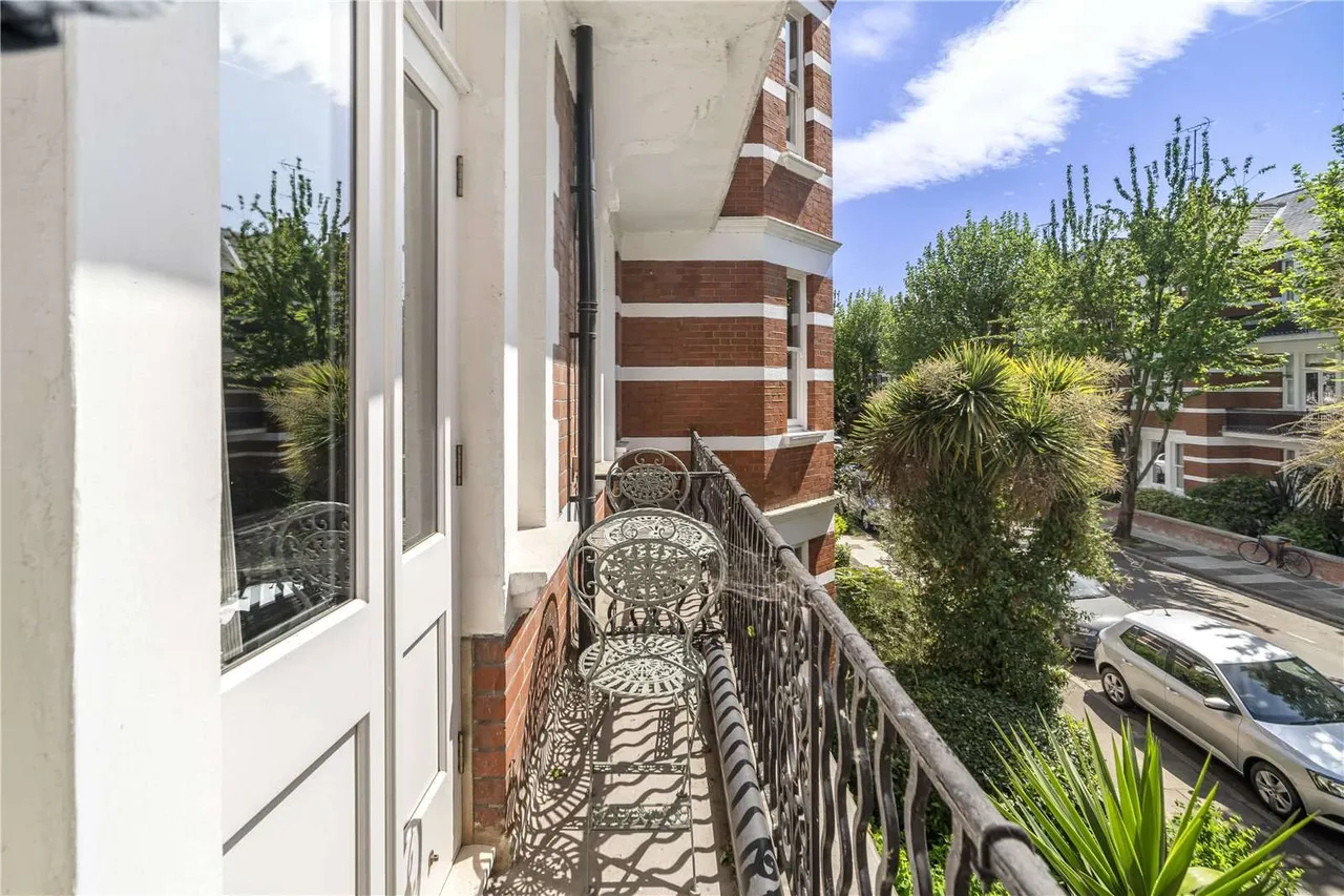 Riverview Gardens, Barnes, London, SW13 8QY, photo 12