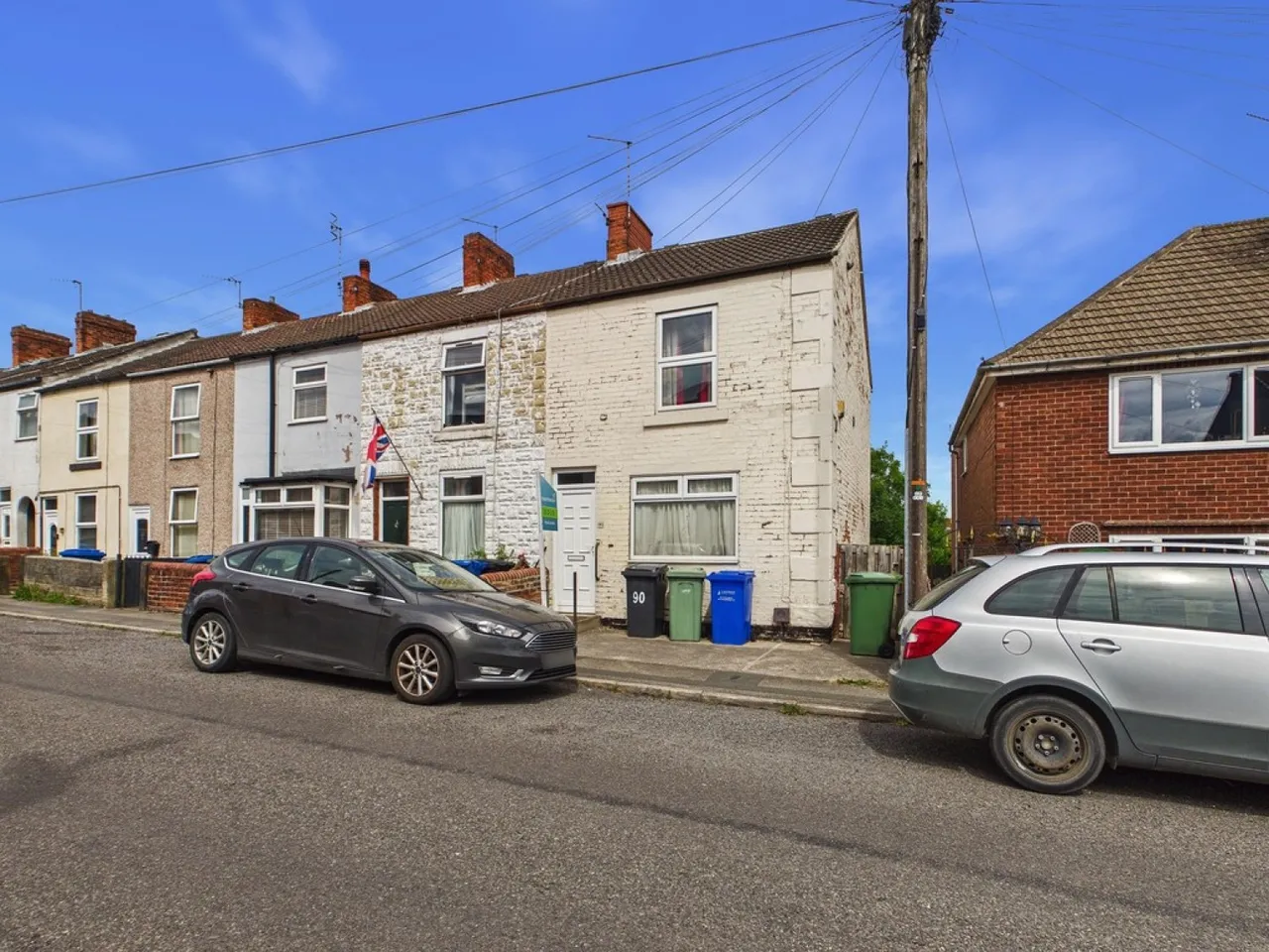 2 bed house for sale — South Street North, New Whittington