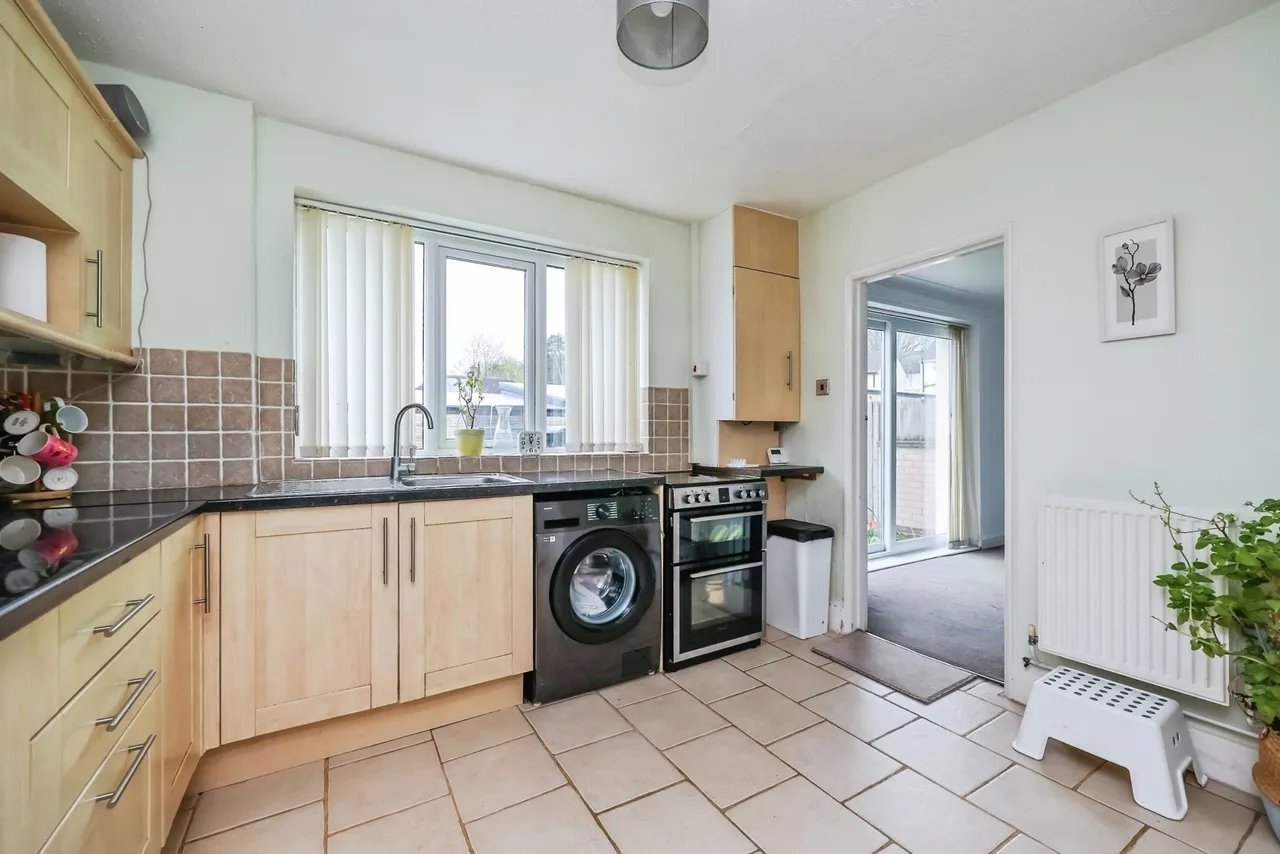 Bransdale Road, Nottingham, Nottinghamshire, NG11, photo 7