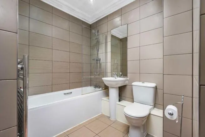 Jenner Court, photo 9