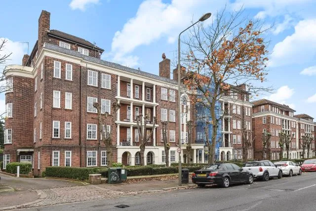 North End Road, London, NW11, photo 9