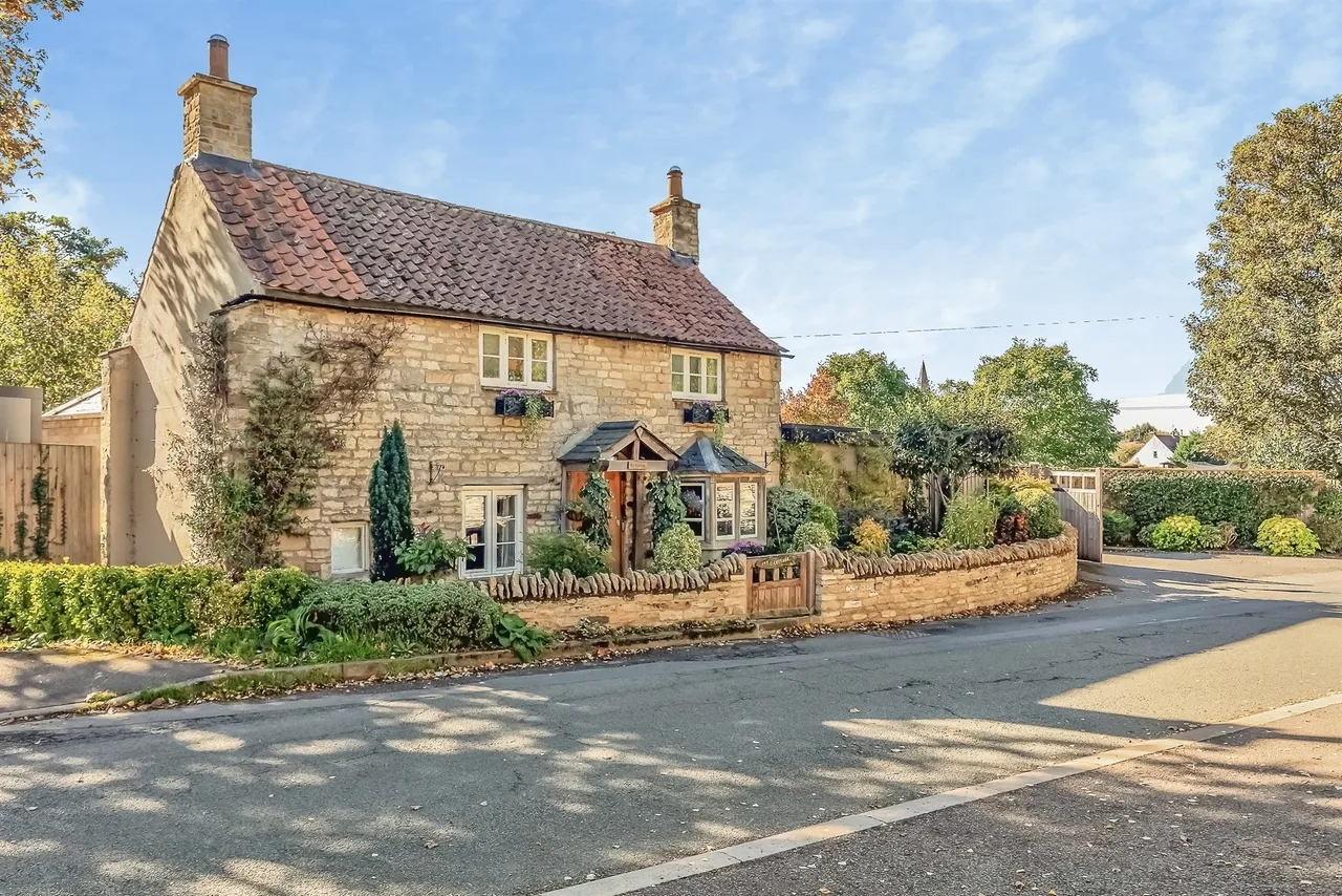 3 bed house for sale, Foundry Road, Ryhall, PE9