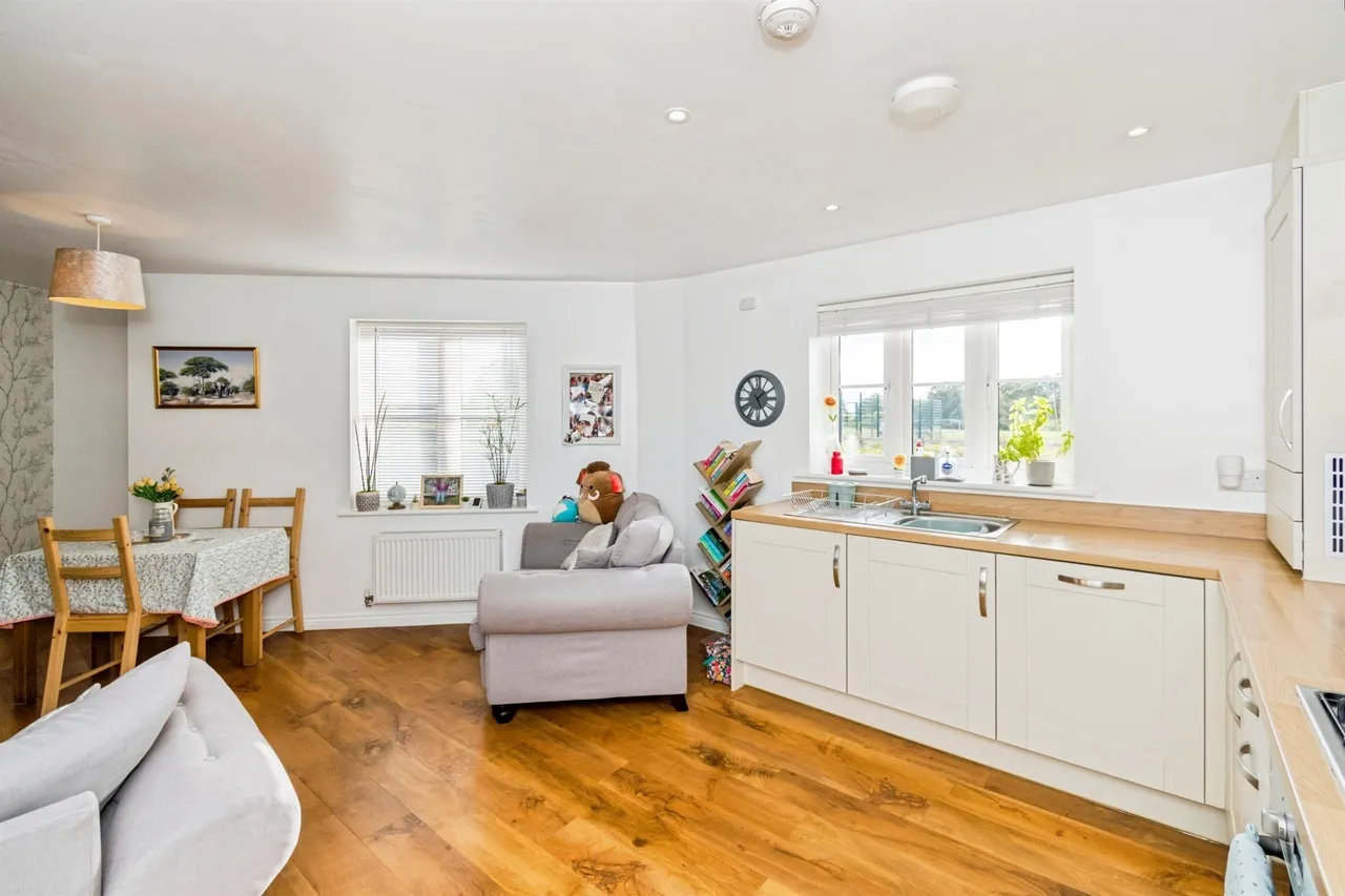 Cutforth Way, Abbottswood, Romsey, photo 6