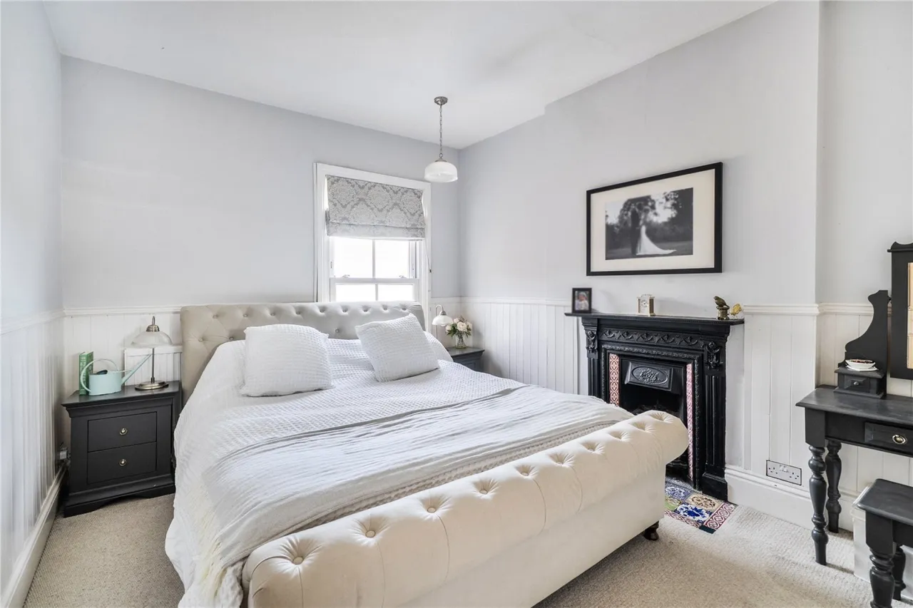 Gloucester Road, Cheltenham, GL51, photo 18