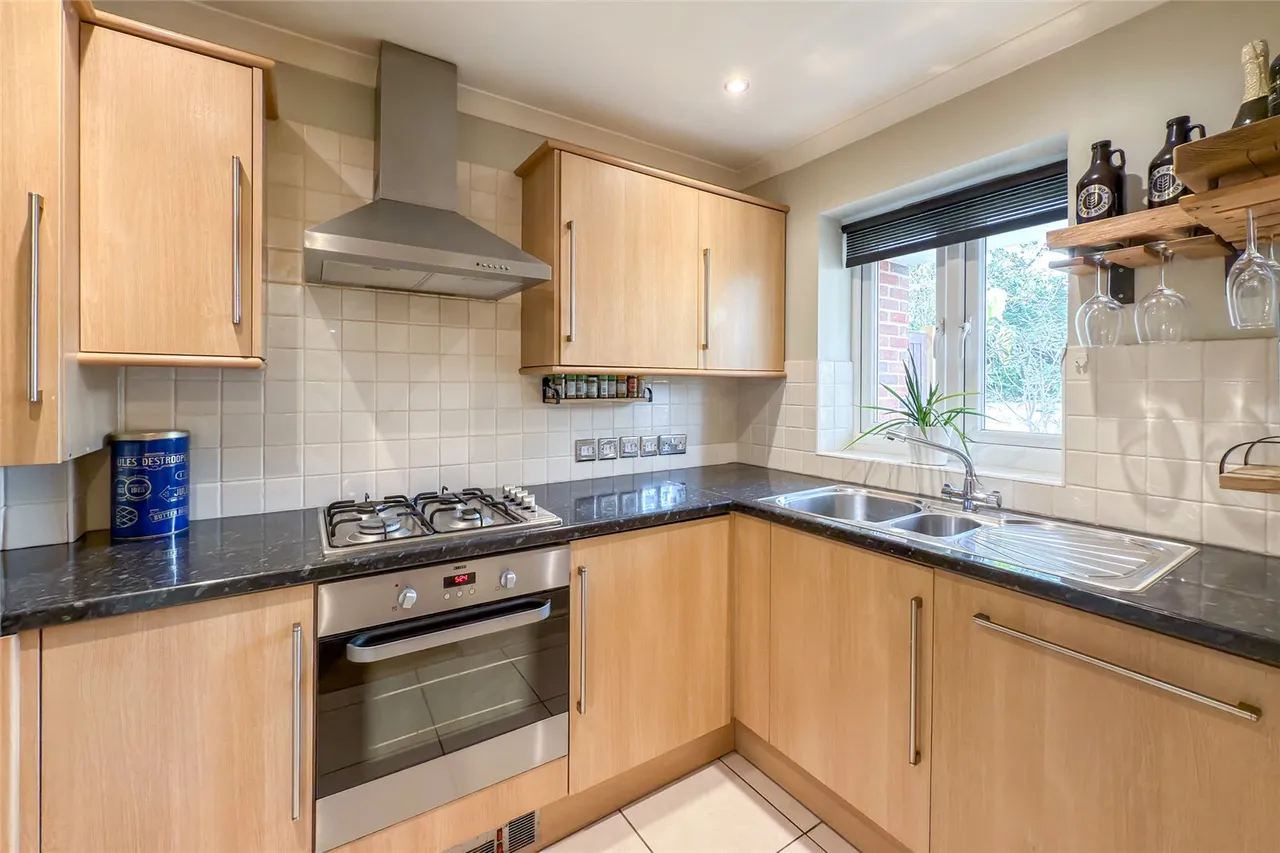 Riverford Close, Harpenden, Hertfordshire, AL5 4LY, photo 2
